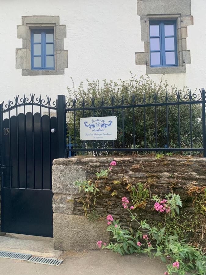 Hotel La Cour Des Ursulines Josselin Exterior foto